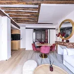 Luxury Newly Renovated 4 Stars Prestige Apartment , Pantheon Area, Central Paris
