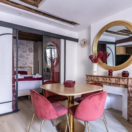 Luxury Newly Renovated 4 Stars Prestige , Panthéon Area,