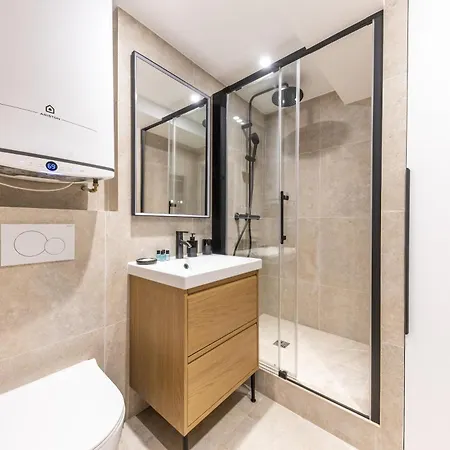 Luxury Newly Renovated 4 Stars Prestige , Panthéon Area, Appartamento *